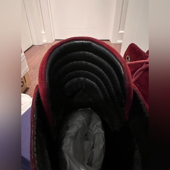 Stuart Weitzman boots - Picture 4 of 10